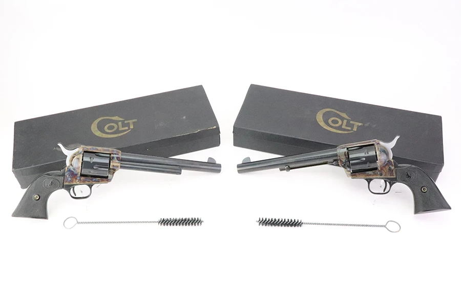 ANIB, Gorgeous Set of Consecutively-Numbered 7.5" Colt SAA Revolvers - photo 1 of 32