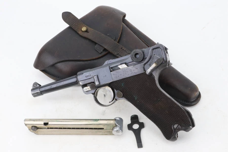 1935 "G Date" Mauser Luger Rig - photo 1 of 22
