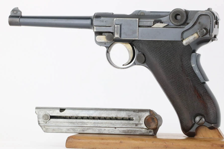 DWM Model 1906 American Eagle Luger - left side with magazine