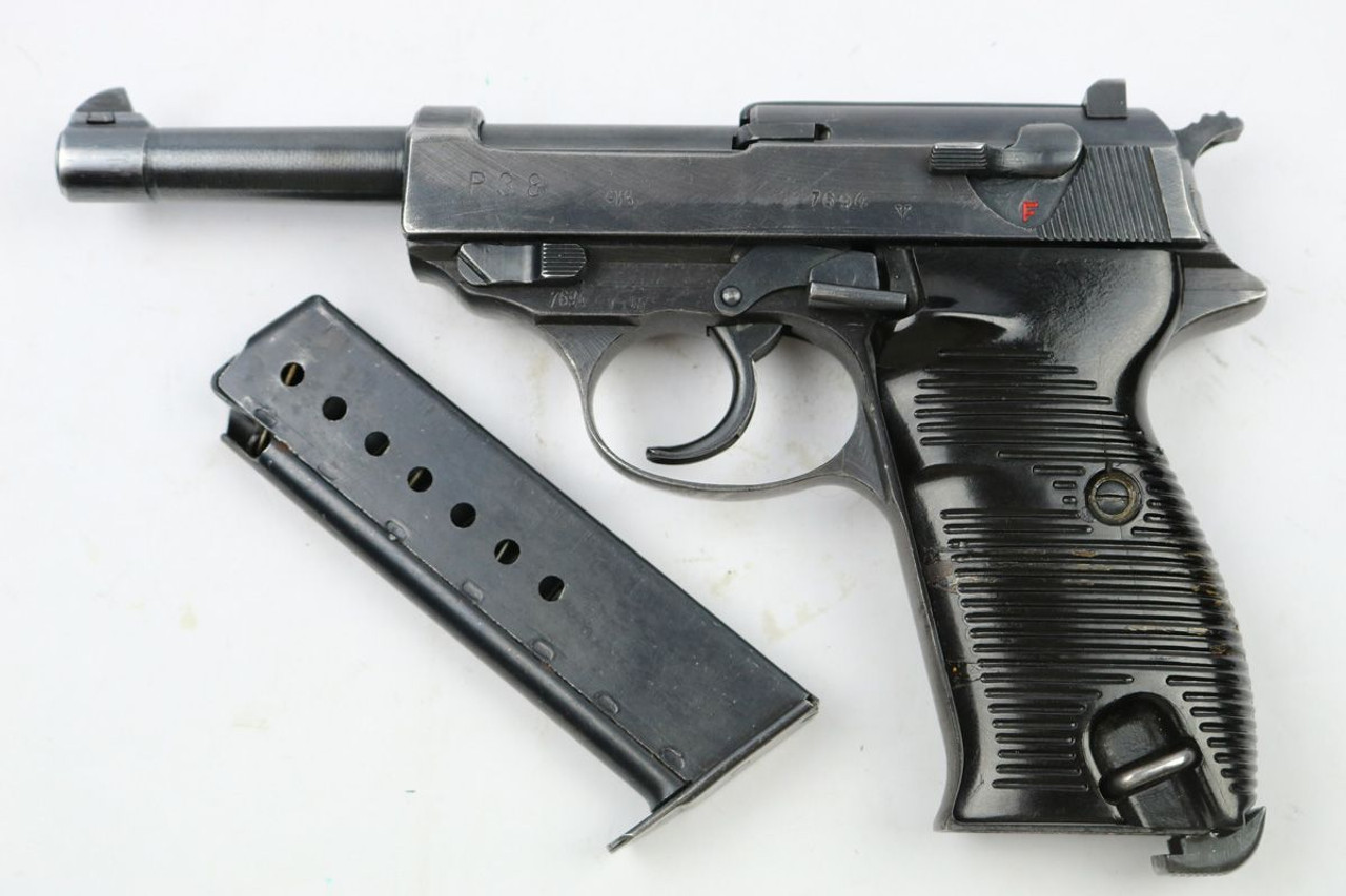 Late WW2 CYQ P.38 - 1