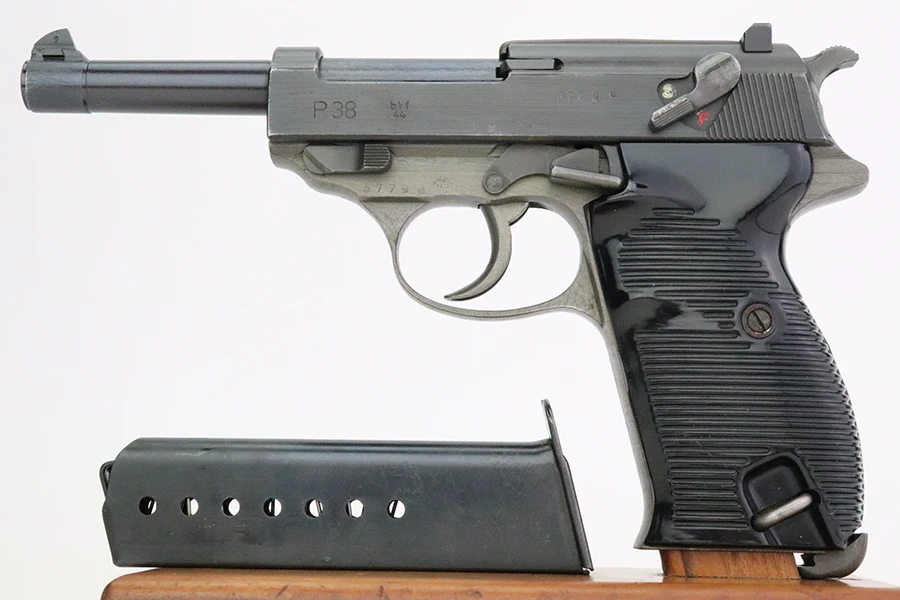 Excellent Dual-Tone Mauser P.38 - BYF 44 - photo 1 of 10