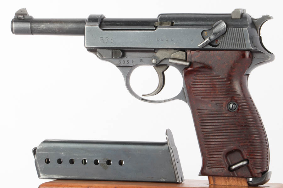 End-of-War AC 45 Walther P.38 - photo 1 of 11