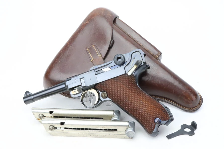 Excellent 1936 Mauser Luger Rig - Two Matching Magazines - photo 1 of 25