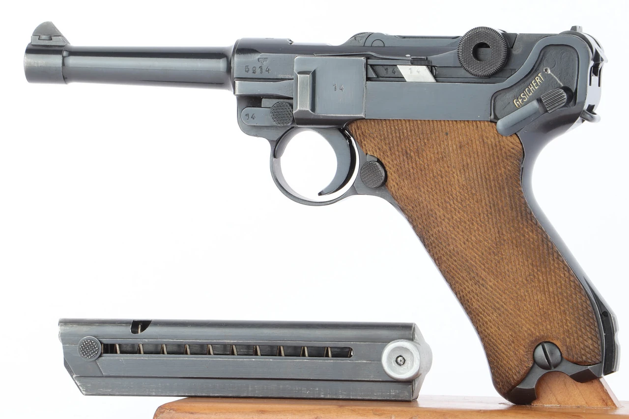 Minty 1942 Mauser Banner Police Eagle/L Luger - photo 1 of 17