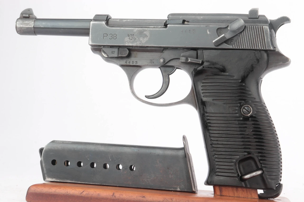Rare German Mauser P.38 - byf 42 - photo 1 of 9