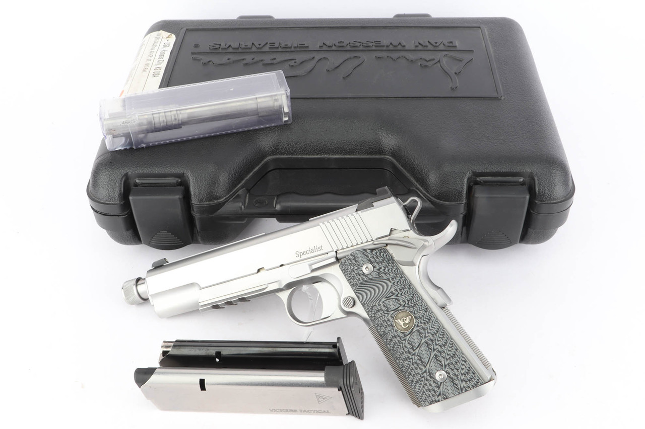 ANIB Dan Wesson Specialist 1911 - Threaded Barrel - photo 1 of 19