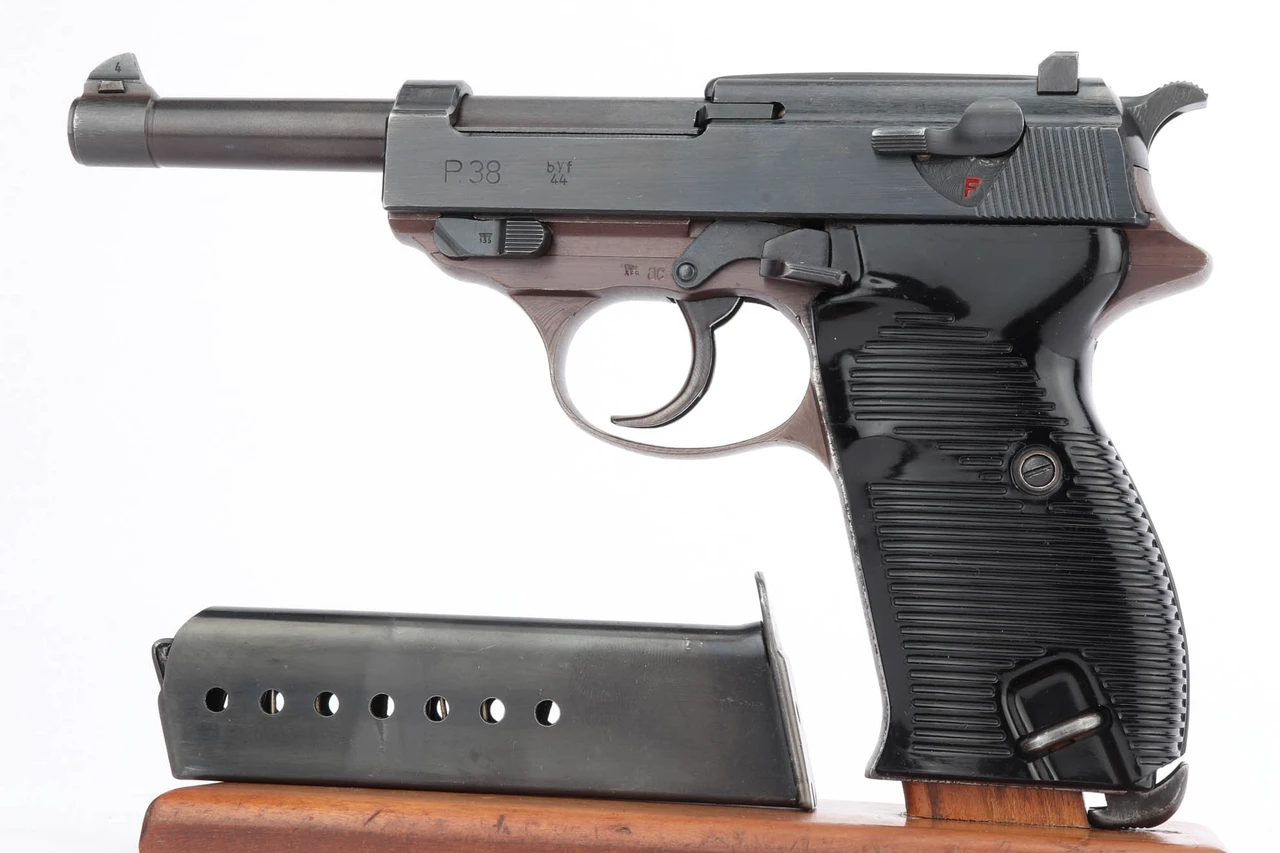 Rare End Of War Parts P.38 - Walther / Mauser - photo 1 of 10
