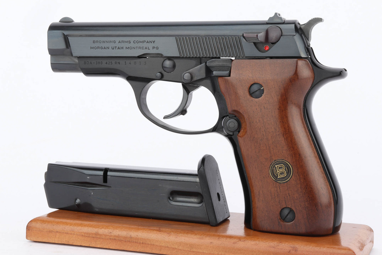 Near-mint Browning BDA 380 Semi Auto Pistol - photo 1 of 11
