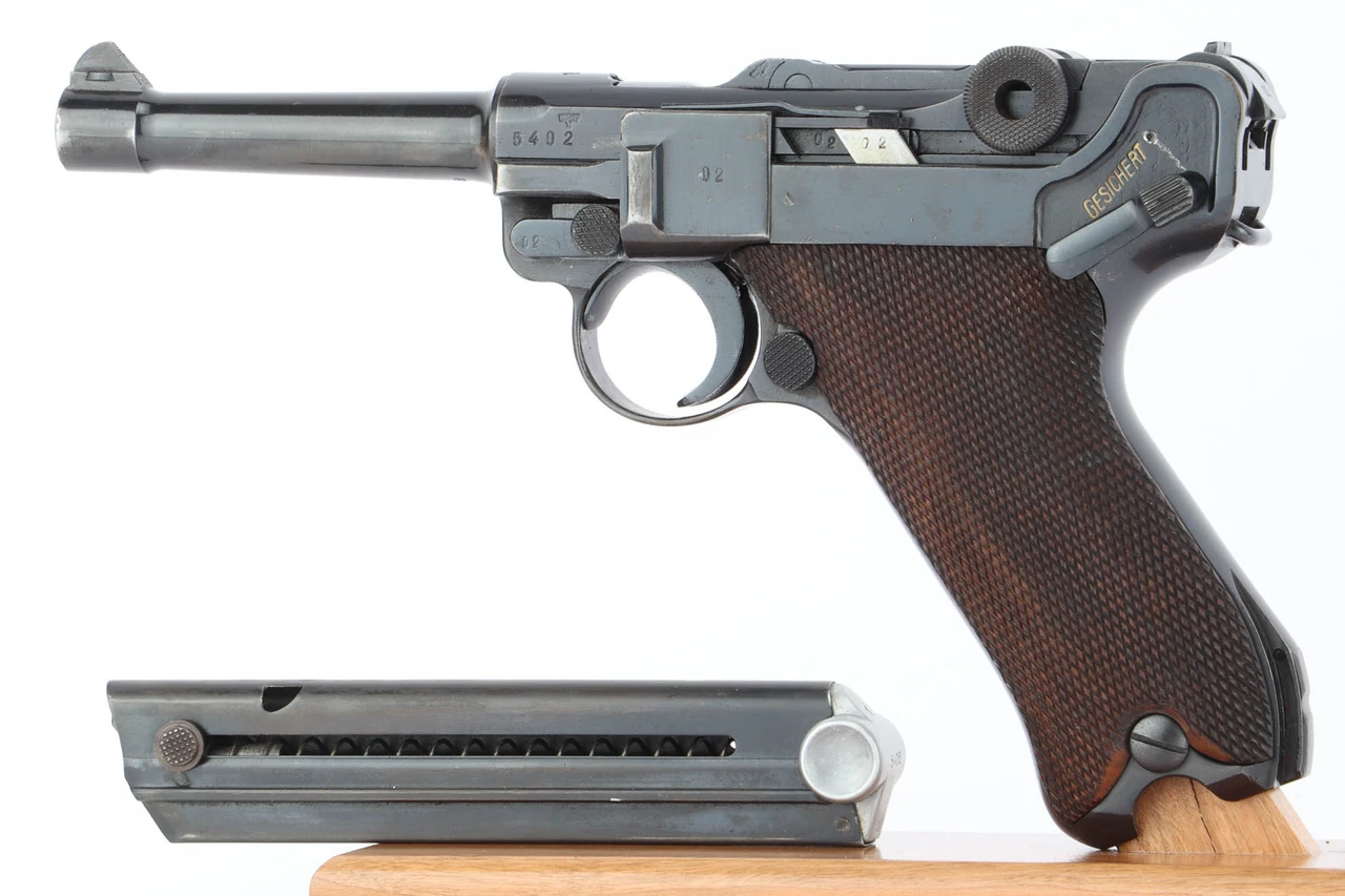 1942 Police Eagle/L Mauser Banner Luger - Matching Magazine - photo 1 of 14