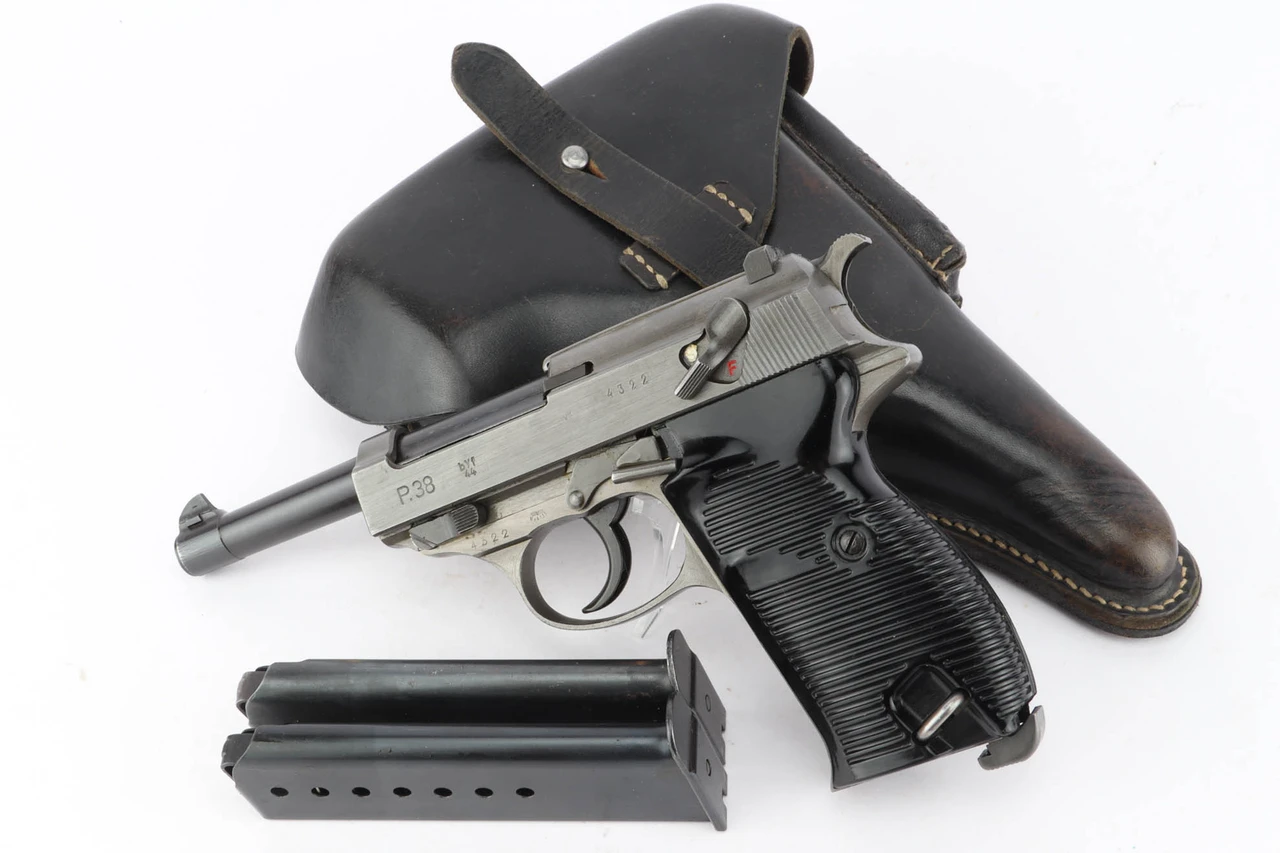 Dual-tone Mauser BYF 44 P.38 Police Eagle F rig - with holster and magazine