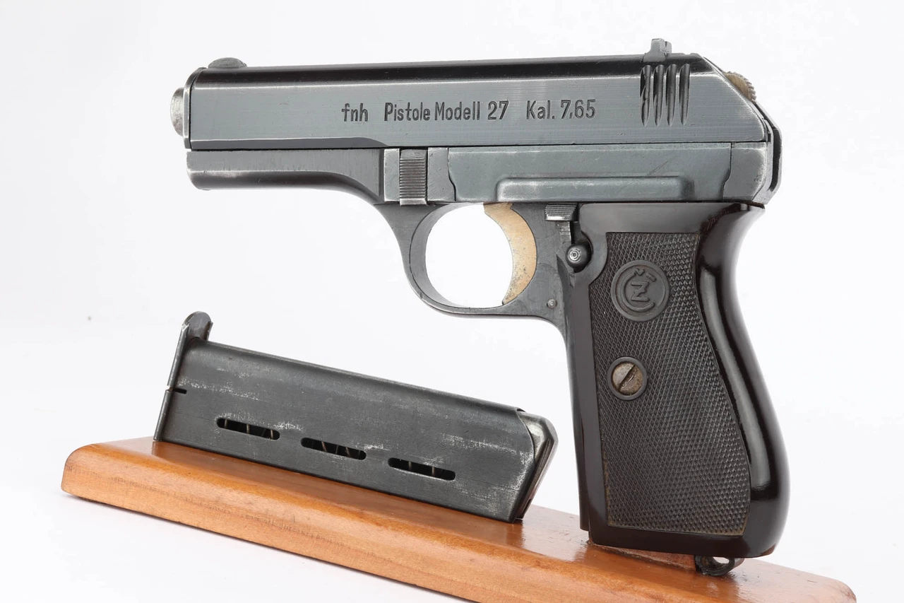Excellent Waffen-Proofed CZ Model 27 - photo 1 of 10