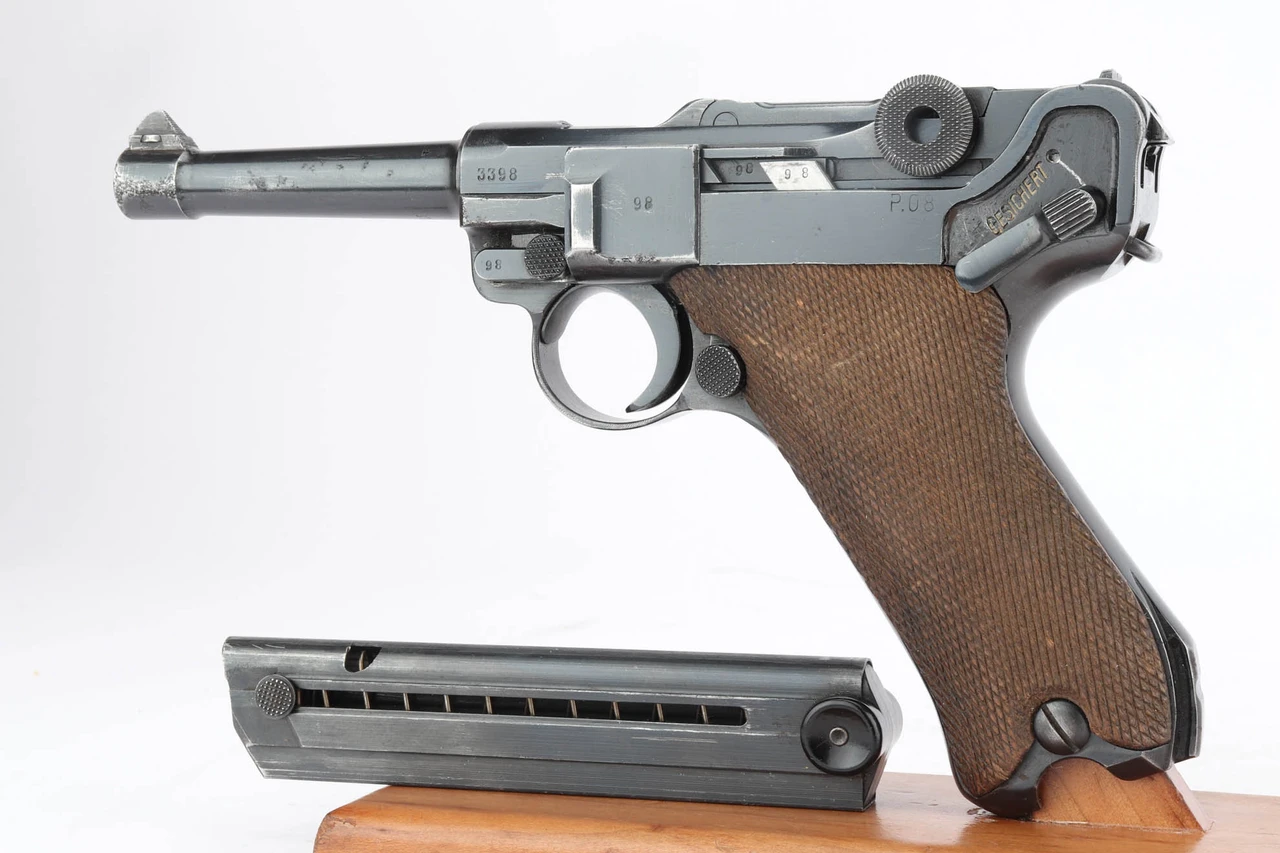 1942 Mauser Luger - byf 42 - photo 1 of 16
