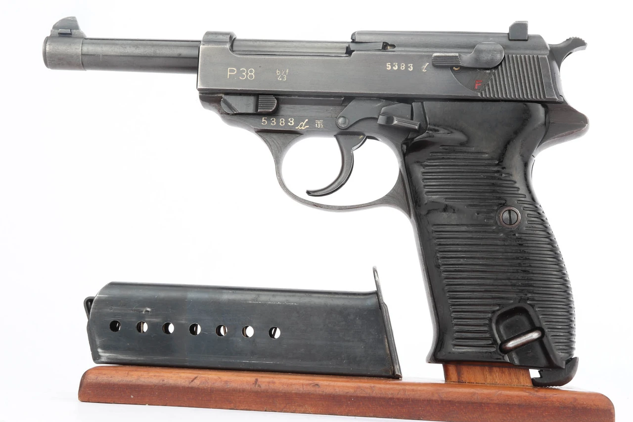 Excellent Mauser P.38 - byf 43 - photo 1 of 10