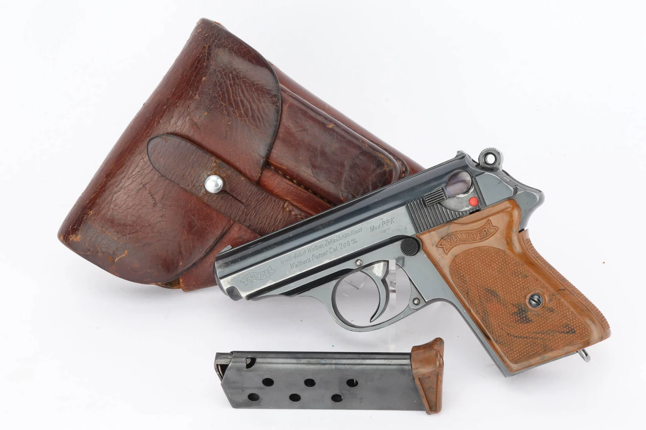 French Allemagne marked Walther PPK rig - with holster and magazine