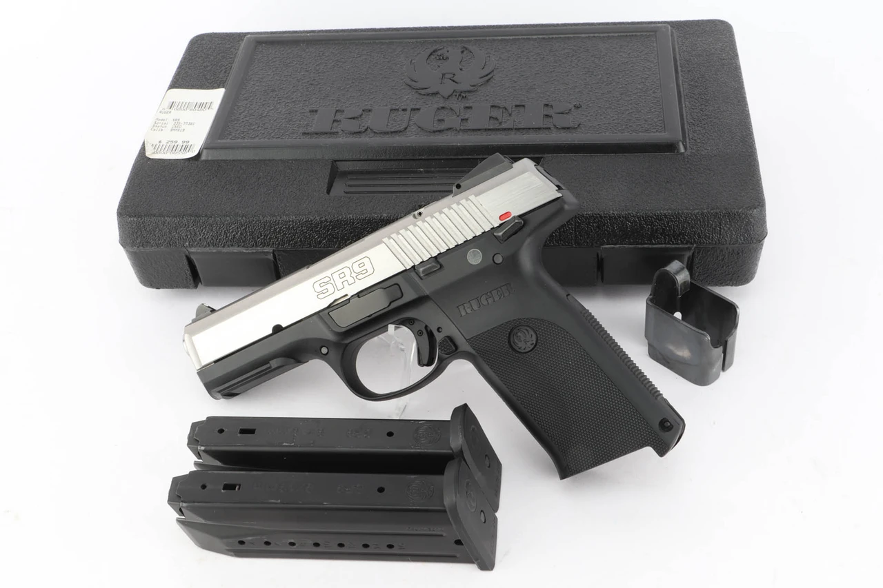 Ruger SR9 pistol - with case and accessories