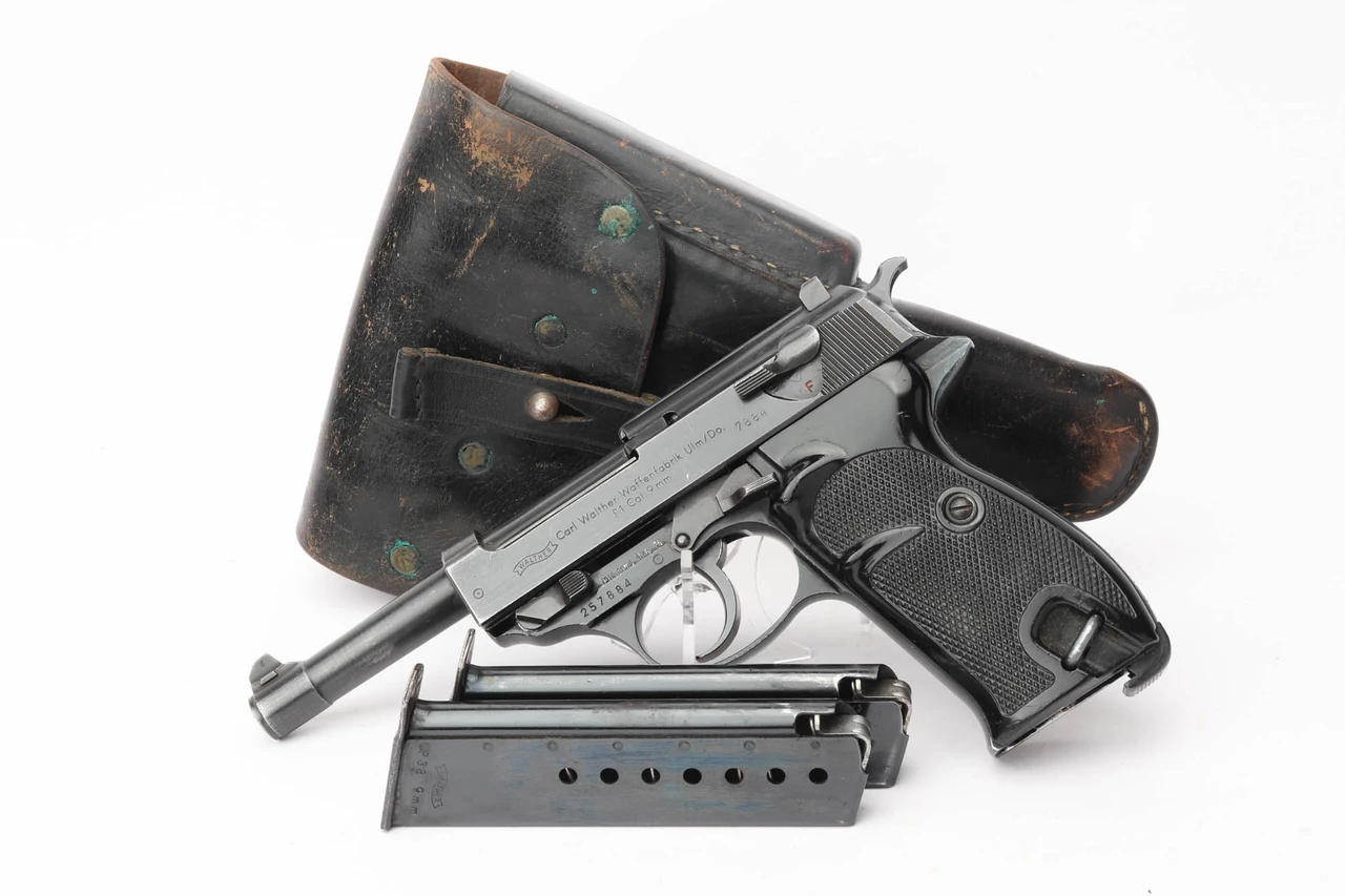 1964 Walther P1 Rig - Matching Magazine - photo 1 of 23