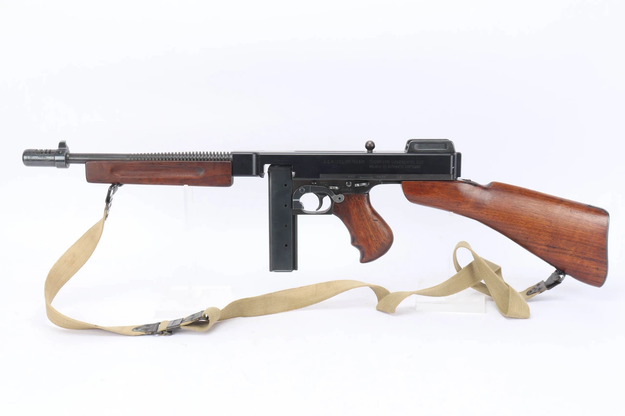 Excellent Model 1928A1 Thompson Dummy Gun w/ Live Barrel - photo 1 of 18