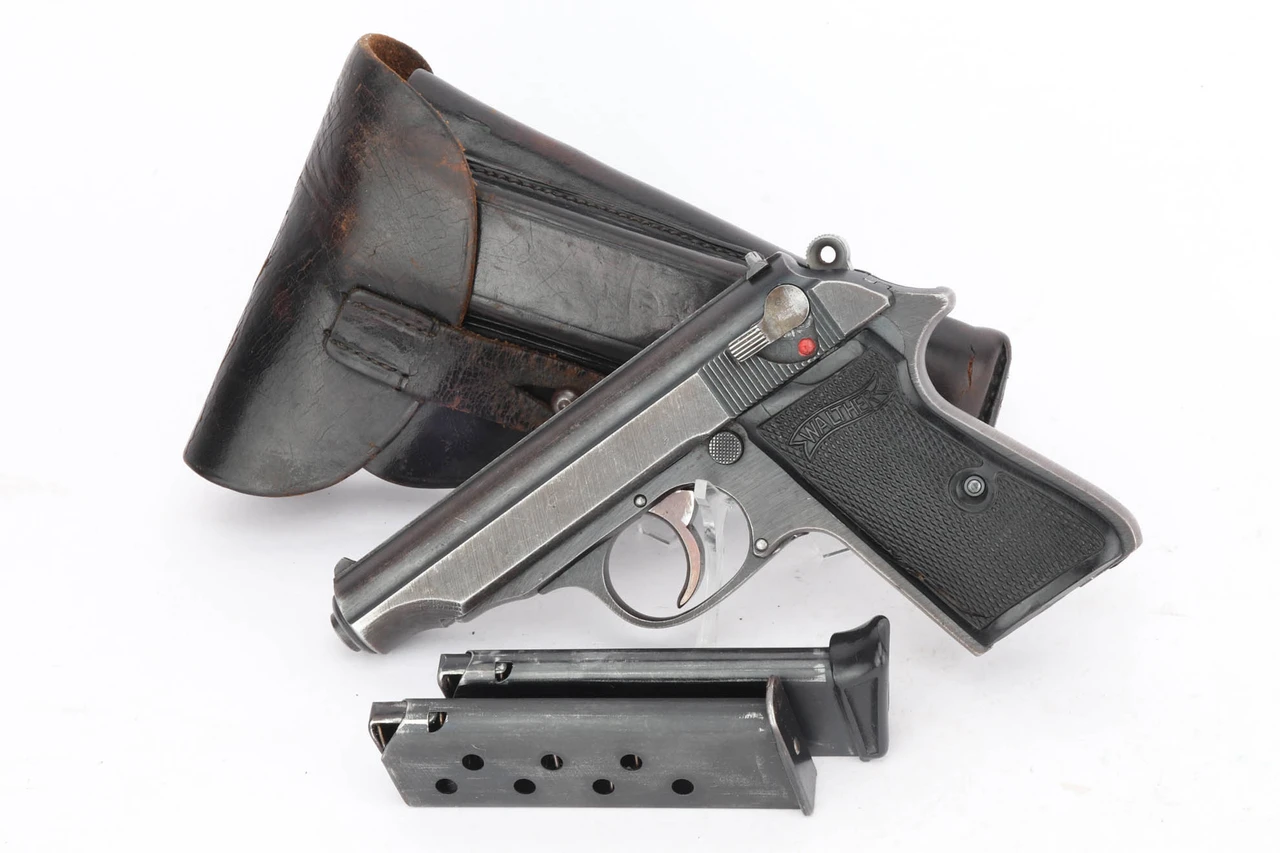 End-of-War Walther PP Rig - photo 1 of 13