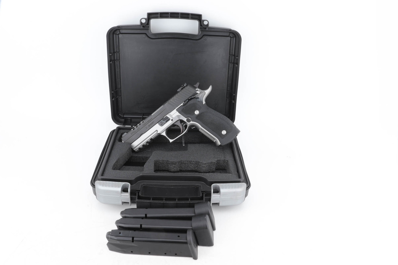 Sig Sauer X-Short P226 Holden assembly pistol - with case