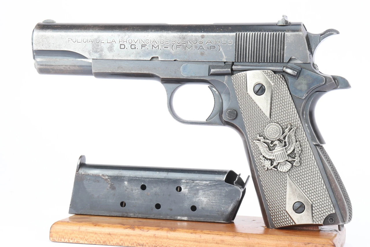 Argentine DGFM Model 1927 - Buenos Aires Police - photo 1 of 10