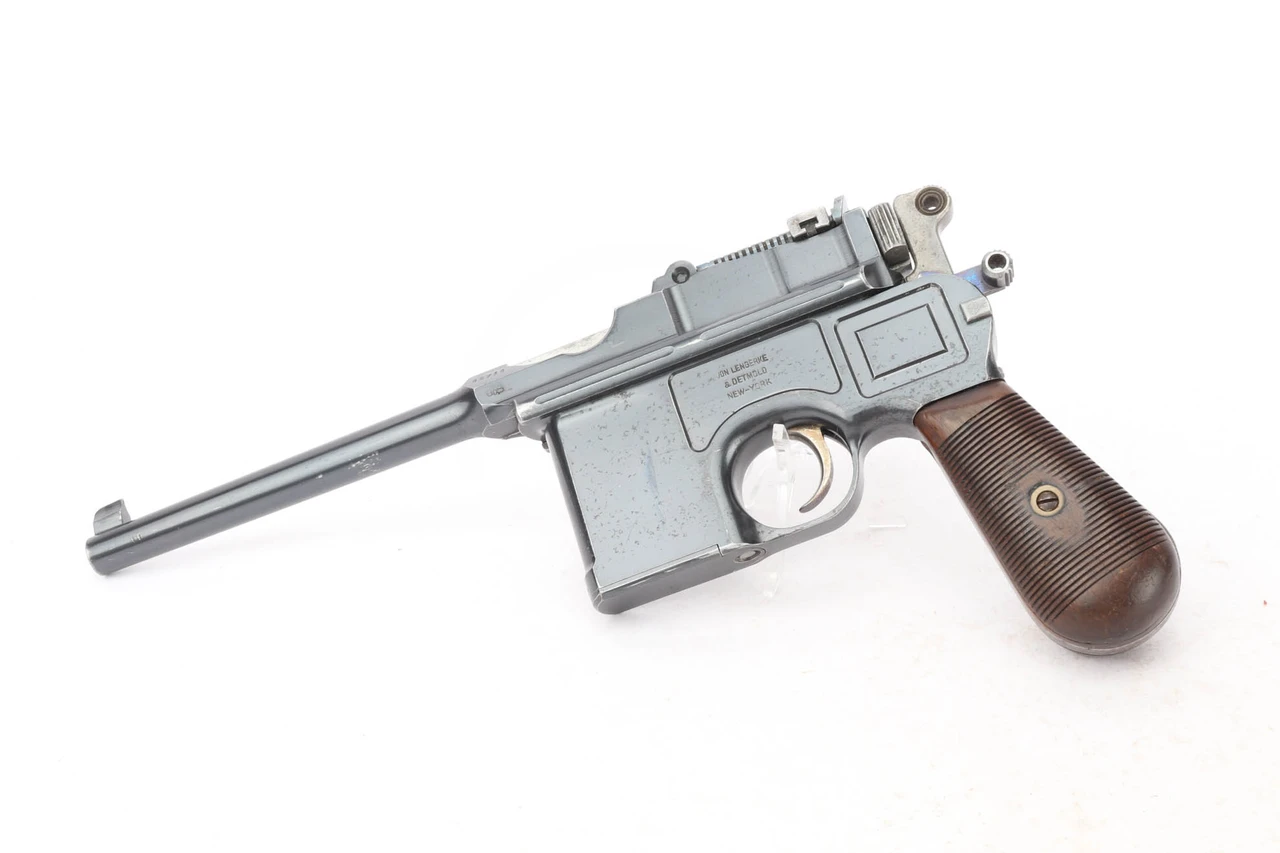 Von Lengerke & Detmold retail marked Mauser C96 pistol - left side