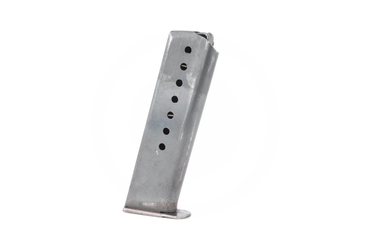 BYF43/44 P38 Magazine - photo 1 of 4
