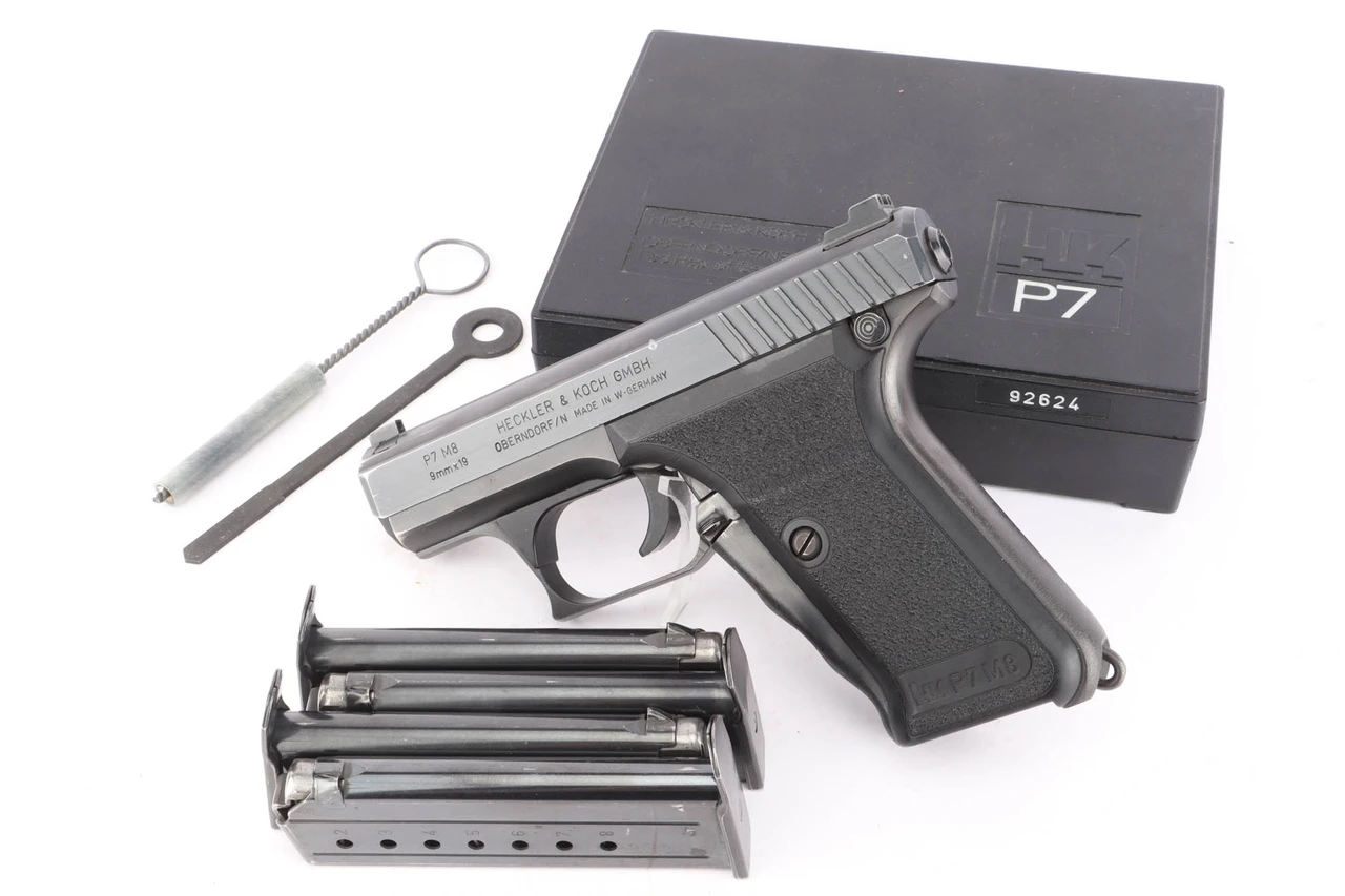 Boxed, Scarce Heckler & Koch P7 M8 - Early Chantilly Import - photo 1 of 14