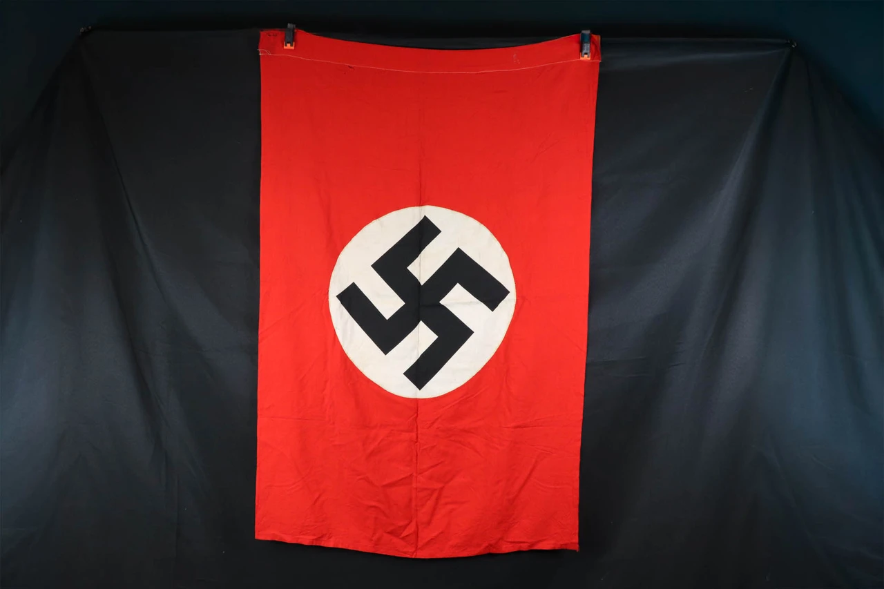 German WW2 Party Flag - photo 1 of 5