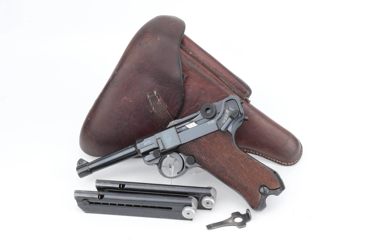 BYF 41 Mauser Luger Rig - Matching Magazine - photo 1 of 33