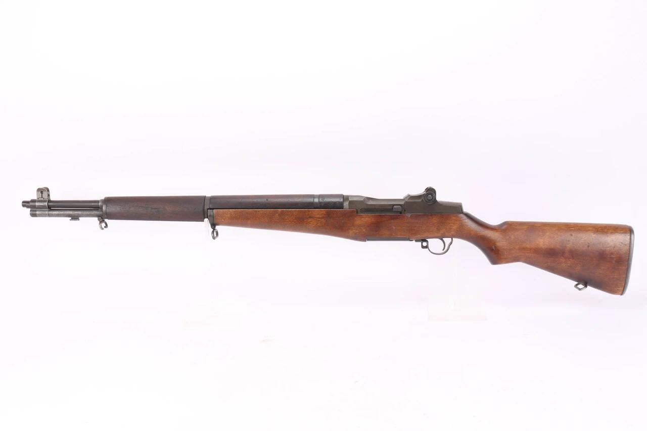 1945 Springfield Mk2 Mod 0 Garand rifle - left side full view