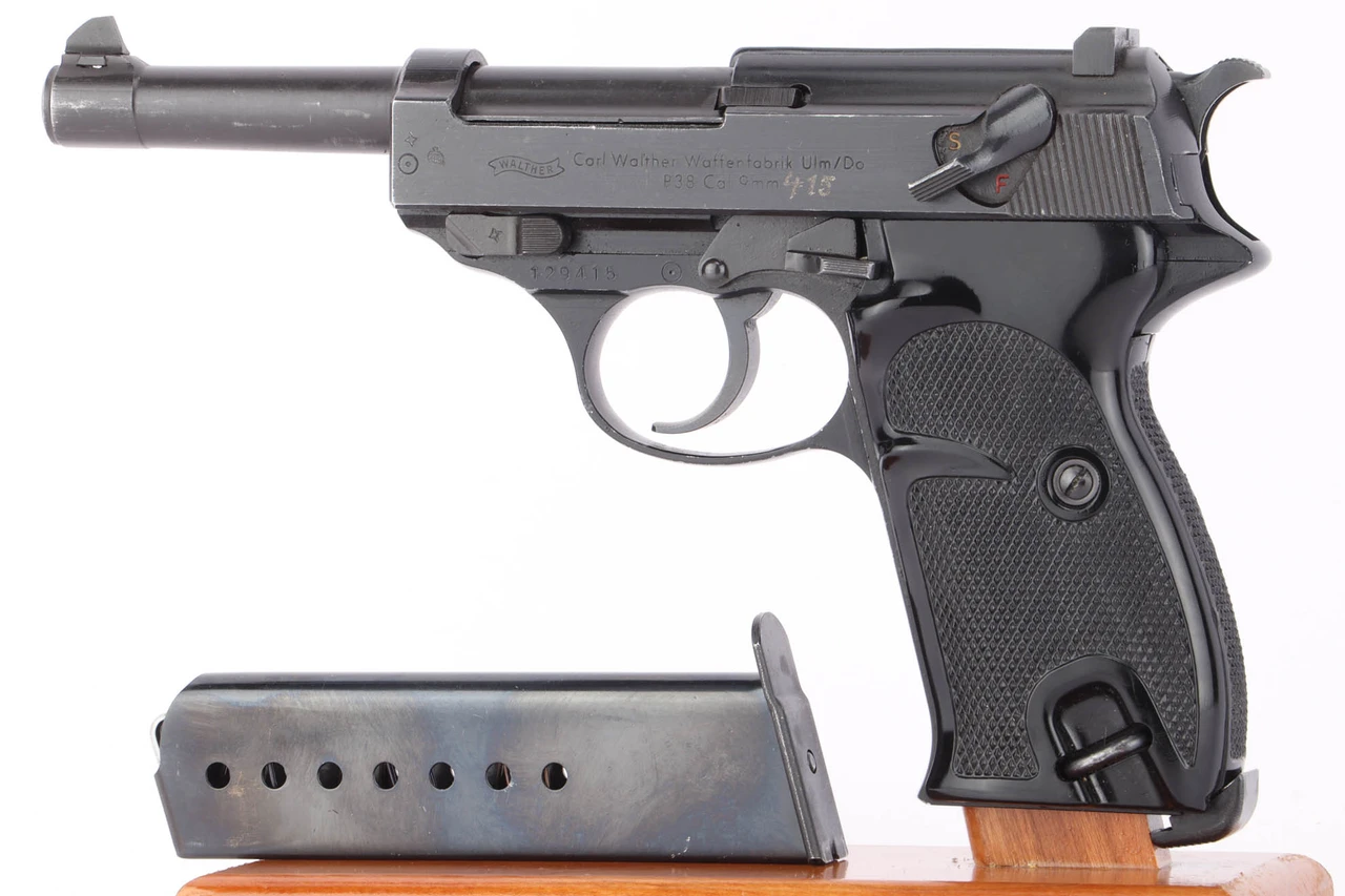 Excellent 1961 Walther P.38 - photo 1 of 13