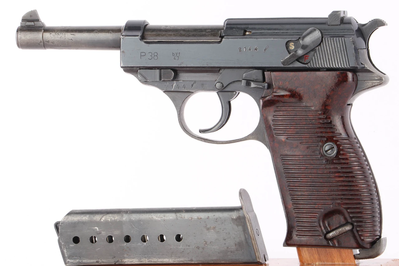 1943 Mauser P.38 - BYF 43 - photo 1 of 11