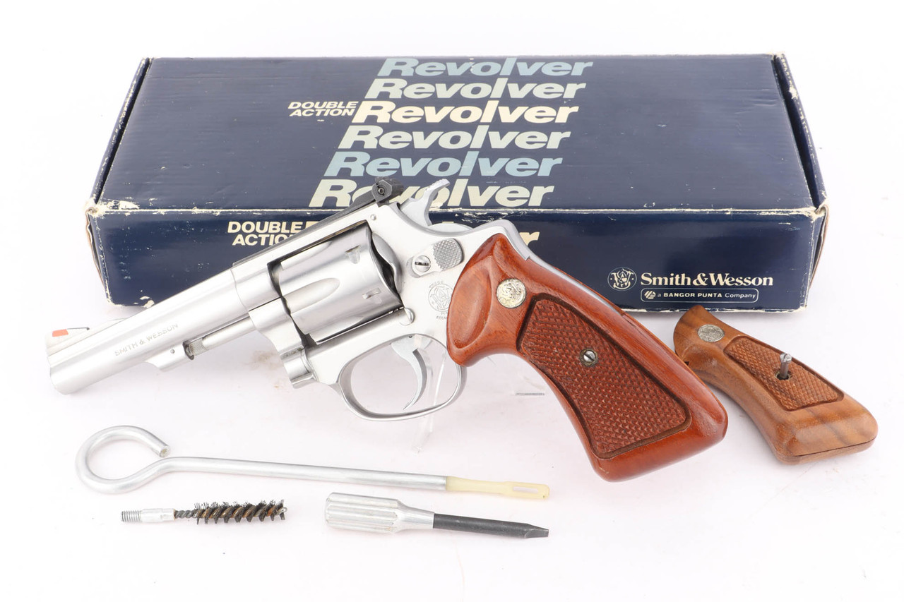 Excellent, Boxed Smith & Wesson Model 63 Revolver - .22 LR