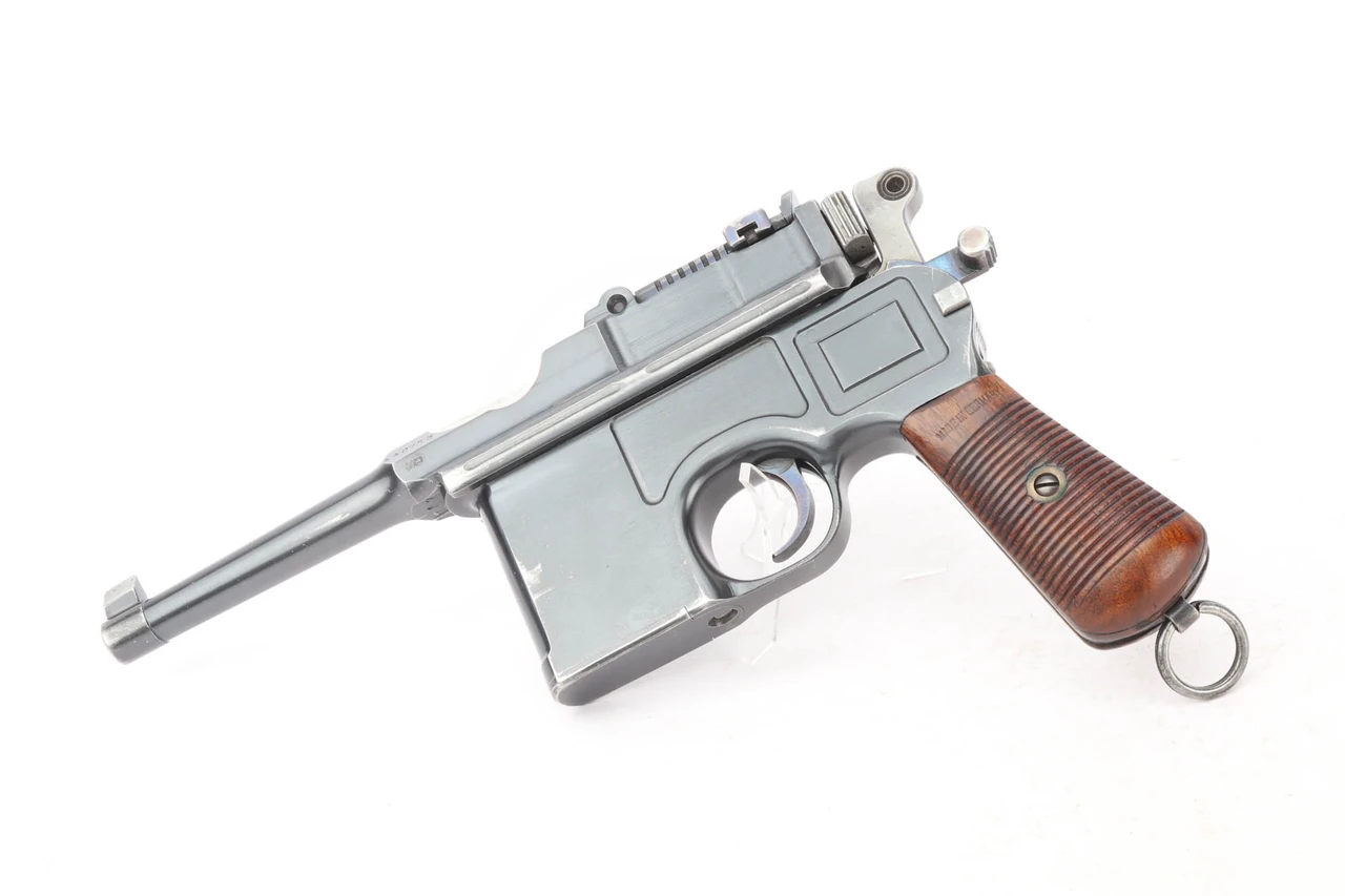 Mauser Bolo Model 1921 pistol - left side