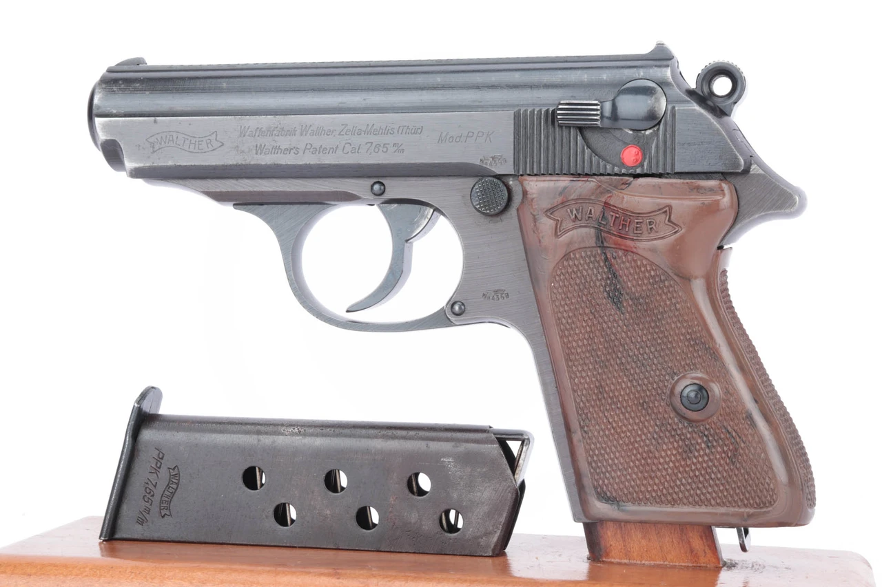 Rare, Excellent Waffen Walther PPK - Desirable Grayish-Brown Grip - photo 1 of 10