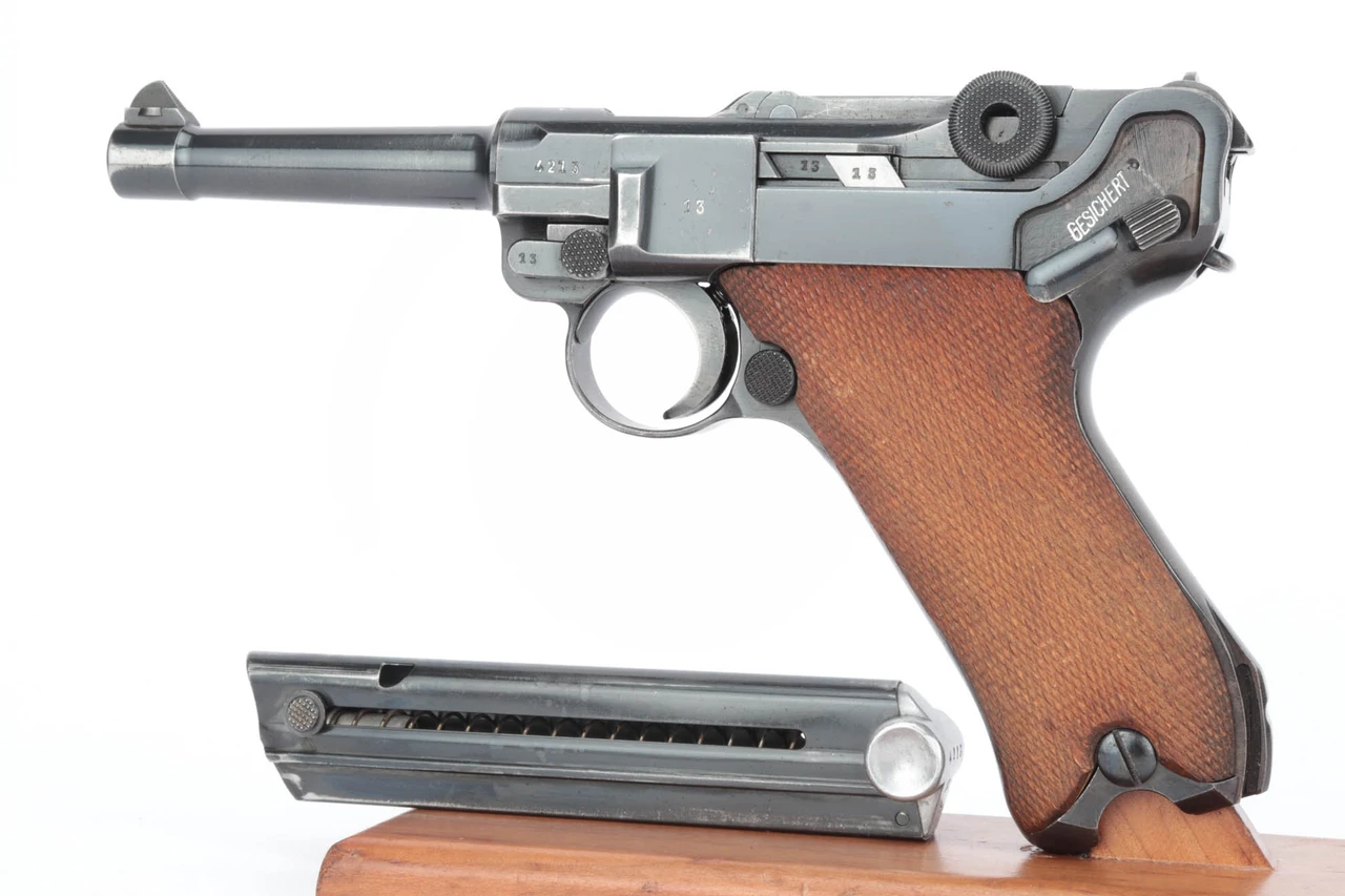 1939 Mauser Luger - Matching Magazine - photo 1 of 17