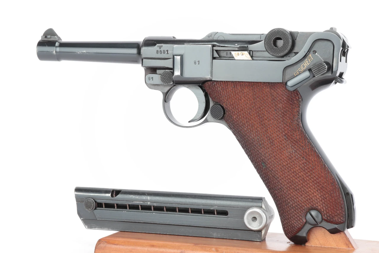 Excellent, 1941 Police Eagle/L Mauser Luger - Matching Magazine - photo 1 of 20