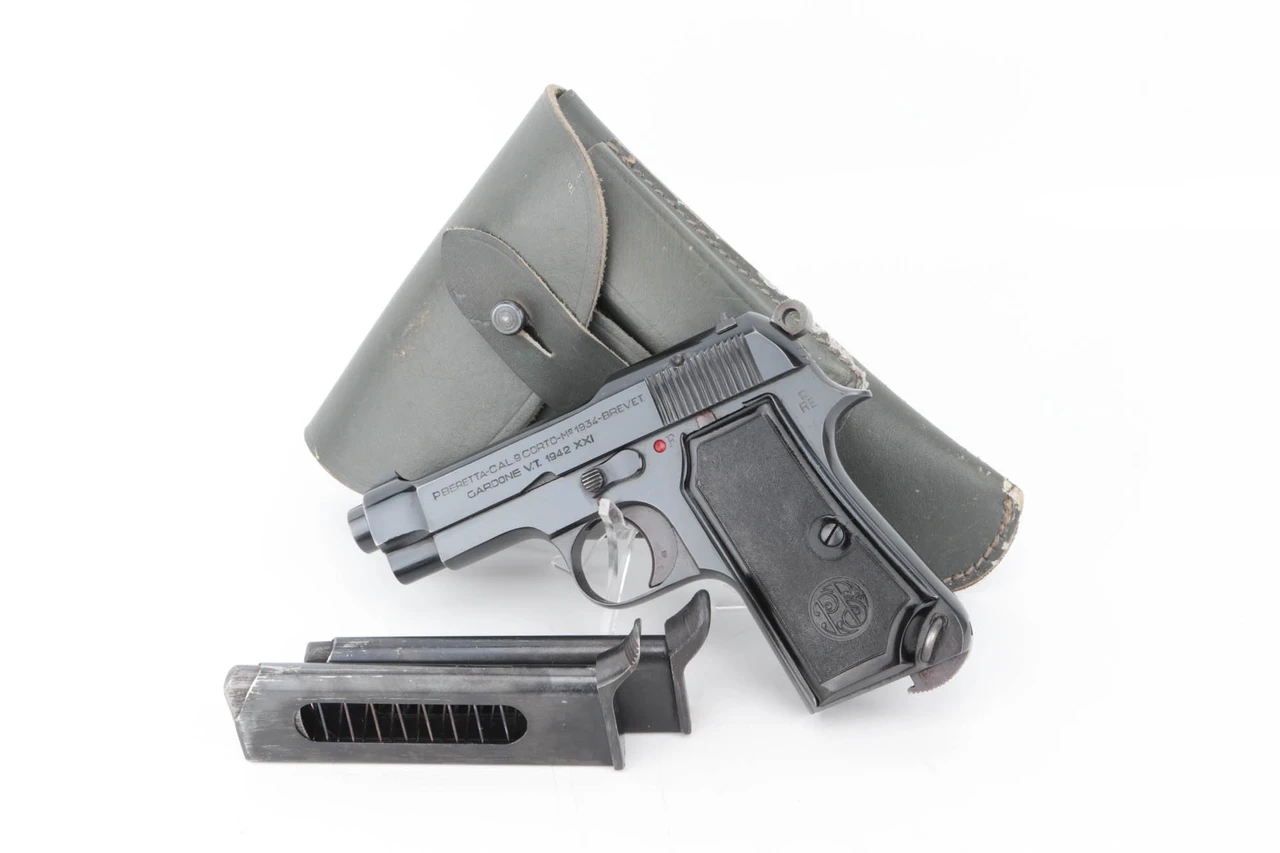 Minty 1942 Italian Beretta Model 1934 Rig - photo 1 of 13