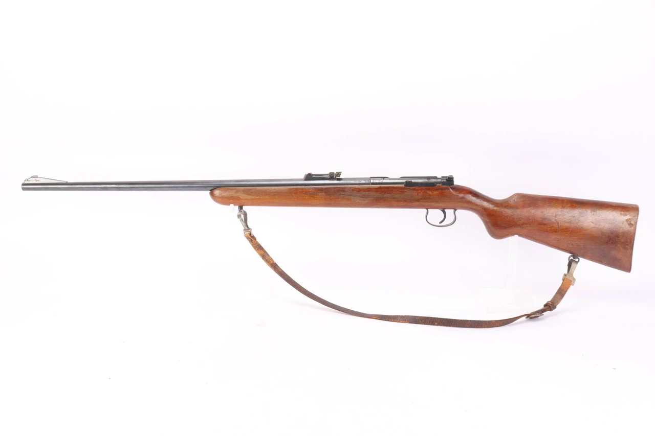 Banner Mauser ES340 training rifle - left side full view