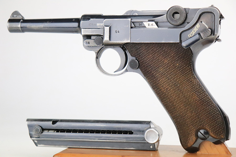 1939 Mauser Luger - Matching Magazine