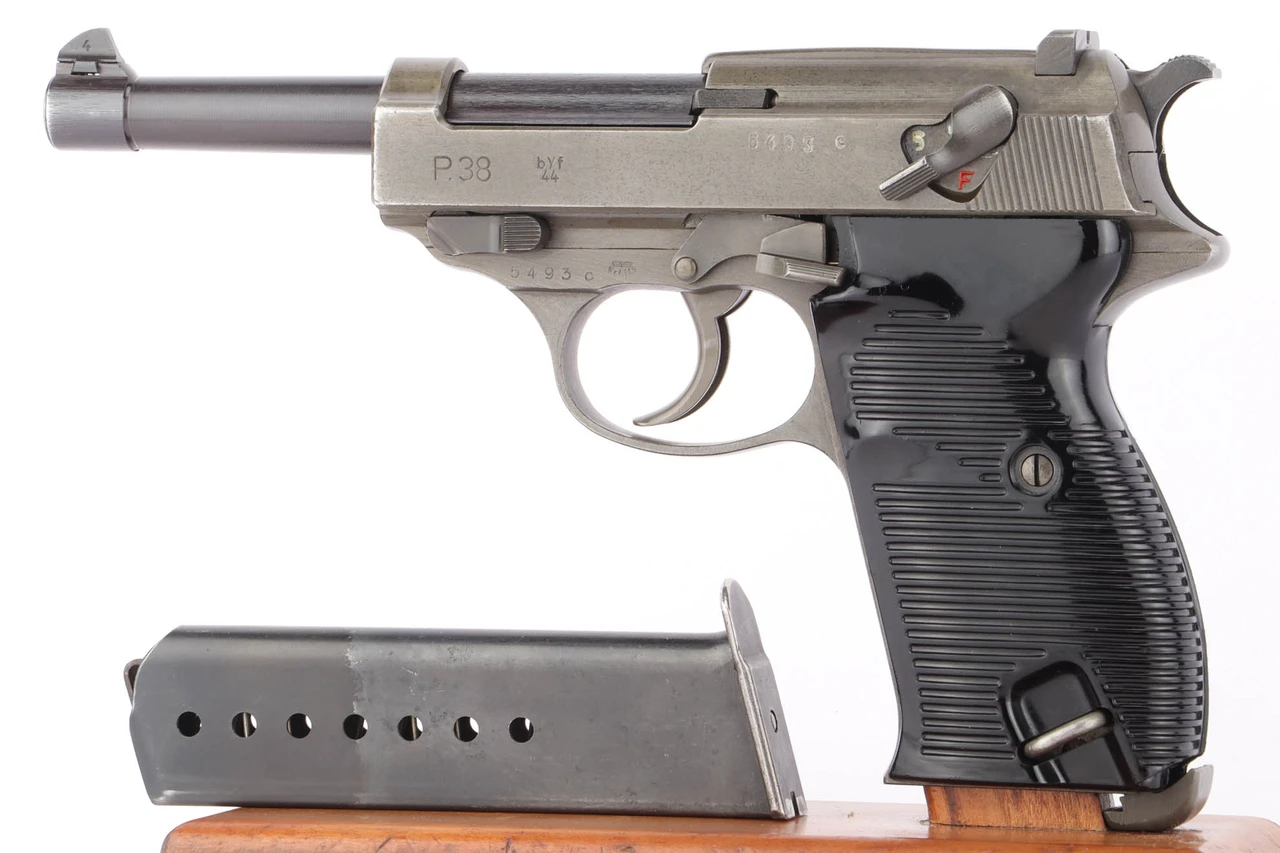 Minty 1944 Dual-Tone Mauser P.38 - BYF 44 - photo 1 of 11