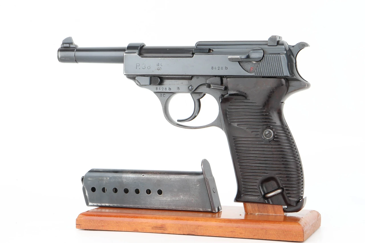 1940 Walther P.38 - AC 40