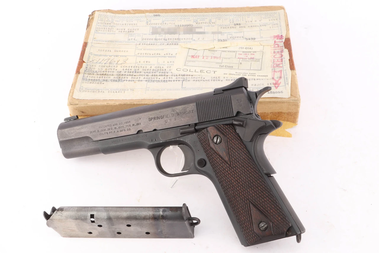 1916 Springfield Armory M1911 pistol with arsenal shipping box - with shipping box and magazine
