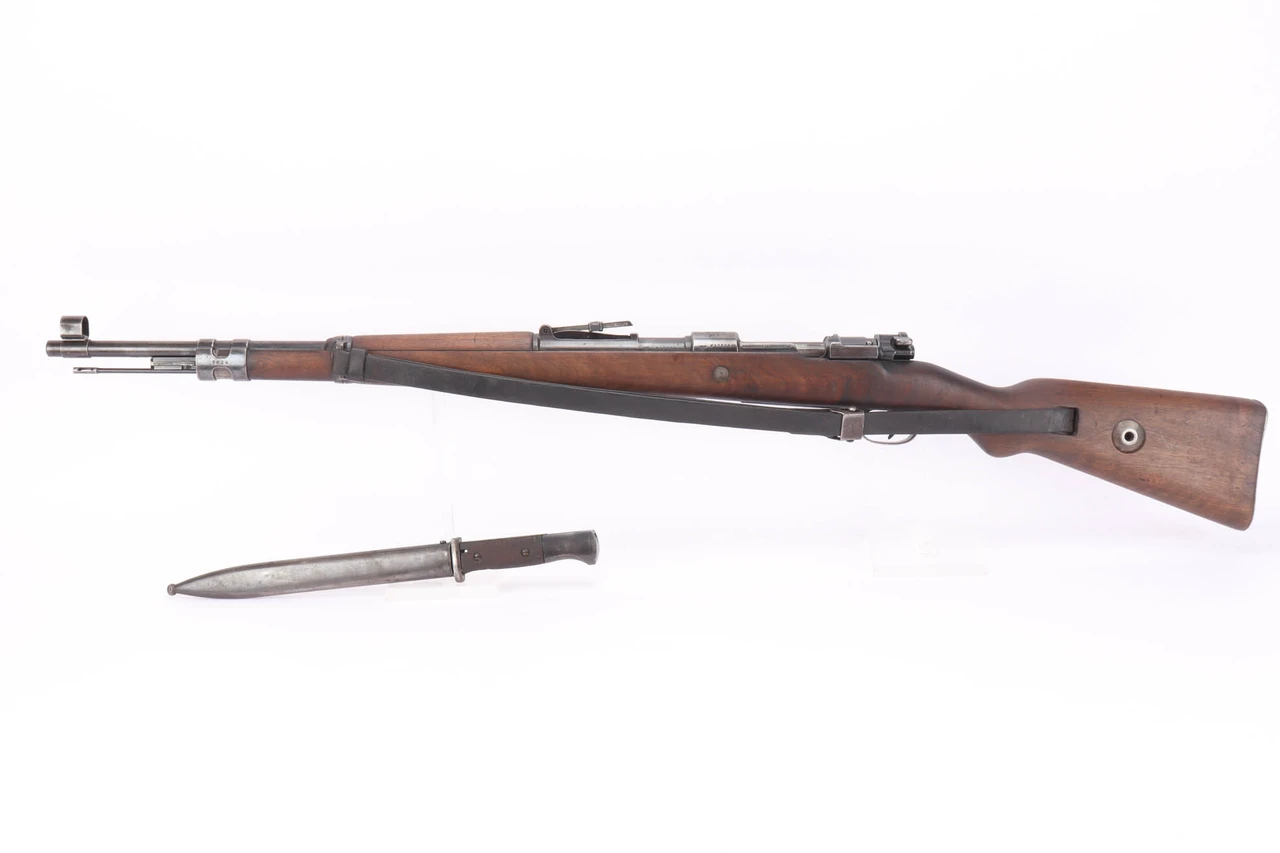 Nice Portugese Contract Mauser 1937b w/ Matching Bayonet - Waffen Marked