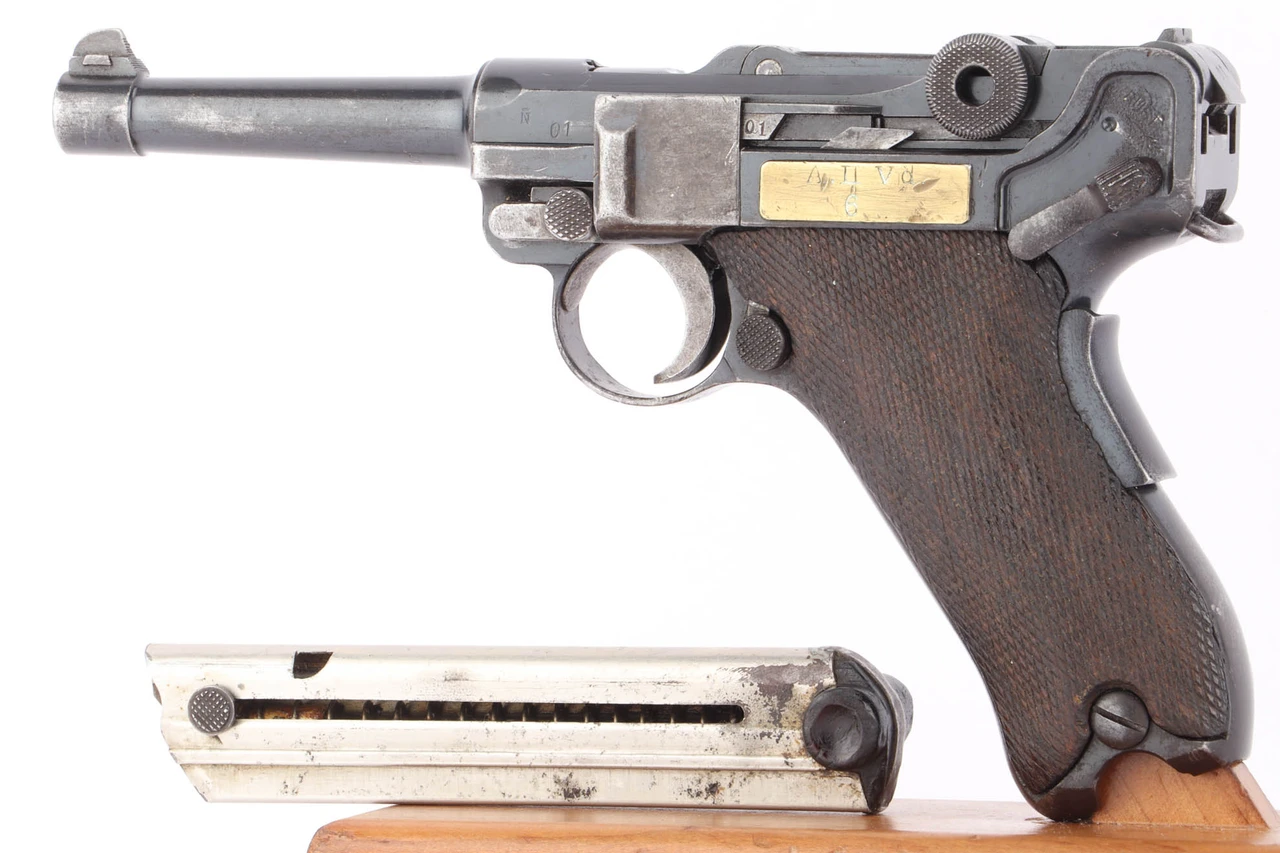 Rare, Dutch East Indies DWM M.11 Luger