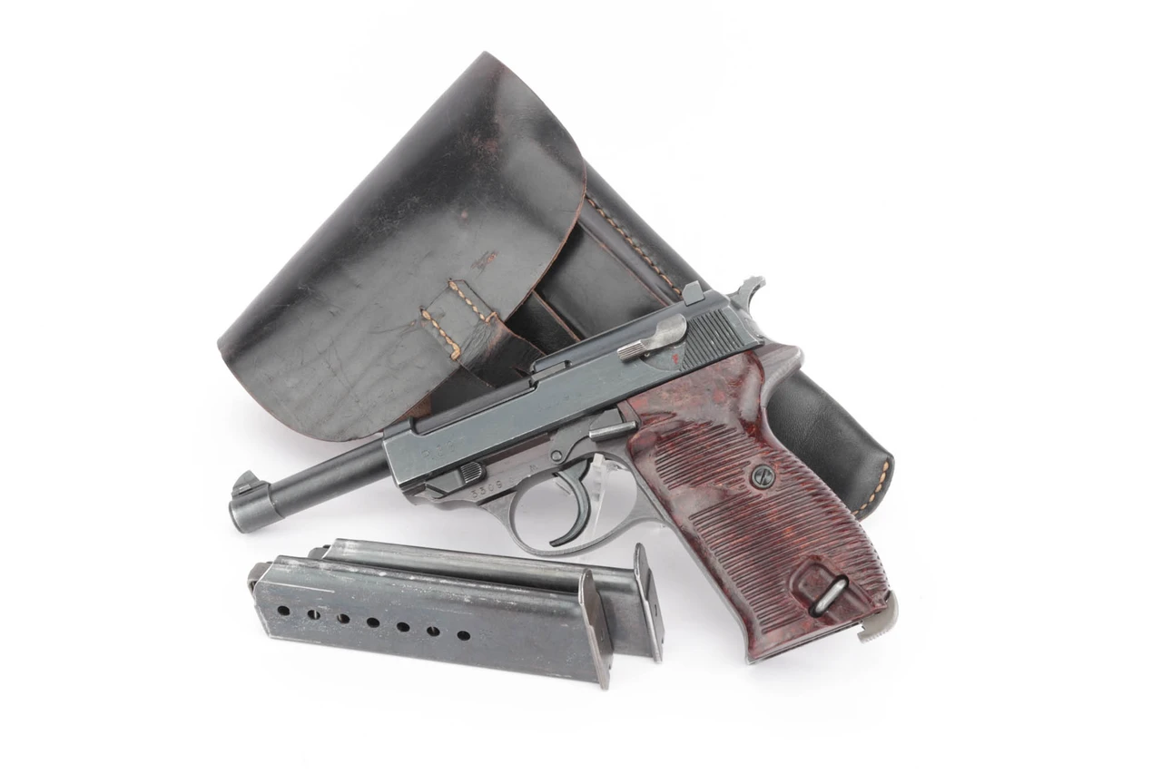 1945  Walther P.38 Rig - AC 45