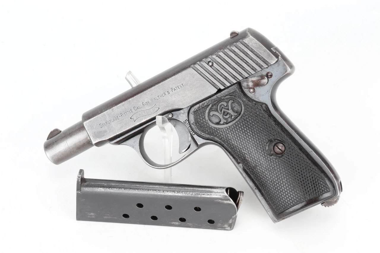 Walther Model 7 - First Variation
