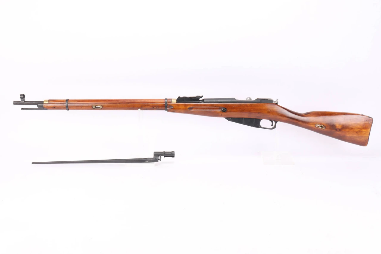 Izhevsk M91/30 Mosin Nagant - 1943 mfg