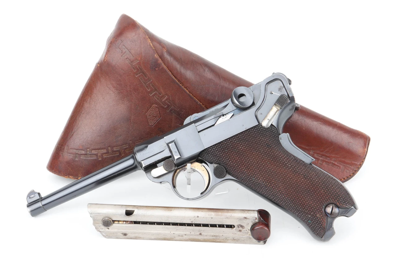Scarce 1900 DWM Commercial Luger