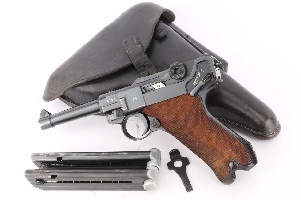 Minty 1938 Mauser Luger Rig